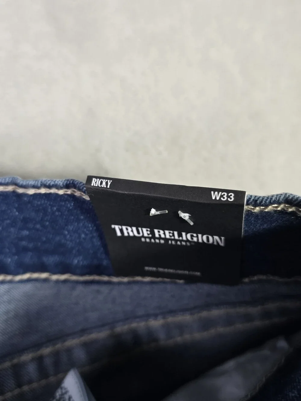 NWT True Religion Ricky SN Flap Relaxed Straight Fit Jeans Sz Actual 34x33 Blue